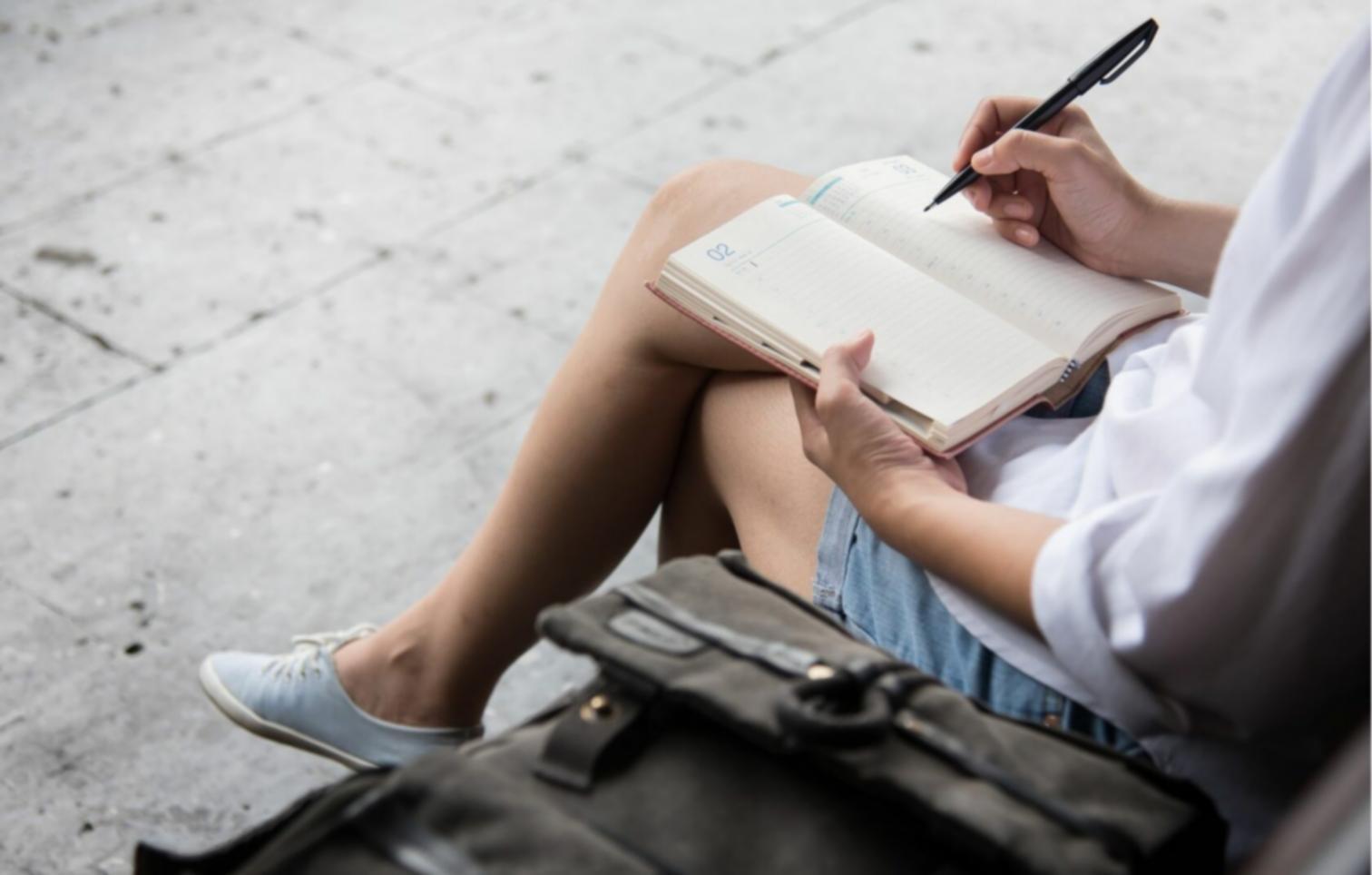 Workshop-Teilnehmer bei praktischen Übungen